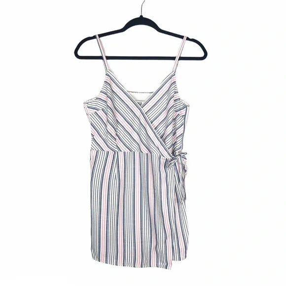 NWT Jack by BB Dakota Nice Lines Romper - Picture 2 of 8